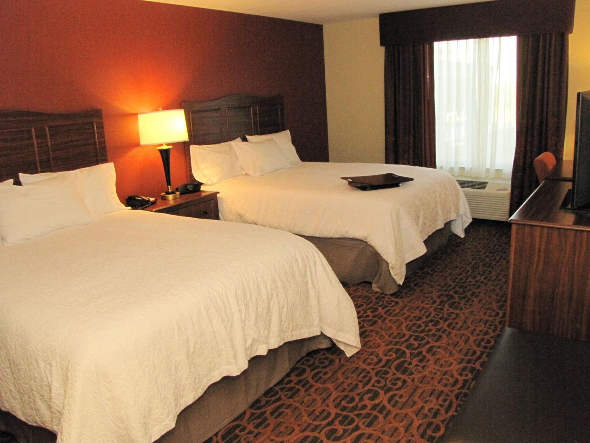 Hampton Inn & Suites Jamestown Kültér fotó